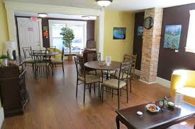 LocalTeaCo's tweet photo. D25 Great #RainyDay spot in #Bradenton Latte Luna, Huge home w/nooks A+pastries, clever lunch options &amp; our #teas + High #Tea every on Sat https://t.co/nR0Ka5VOeN
