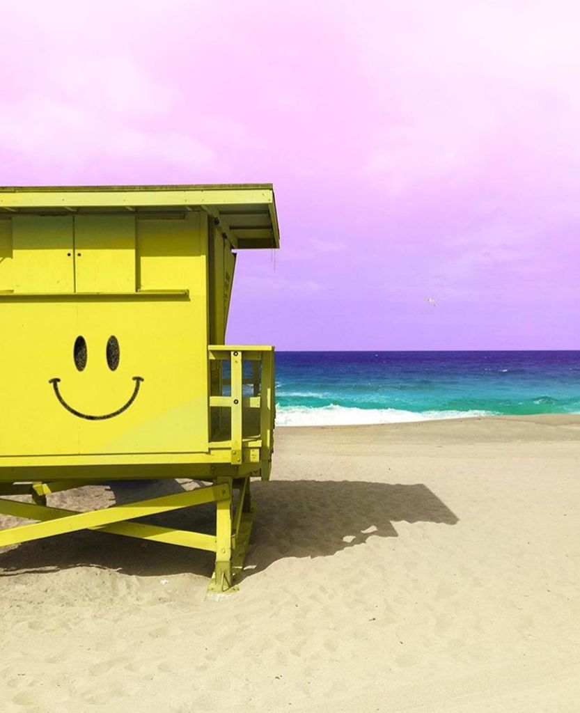 If you’re happy and you know it...hit the beach! ☀️😊 (Via IG: <a href="/space/">Space</a>.ram)