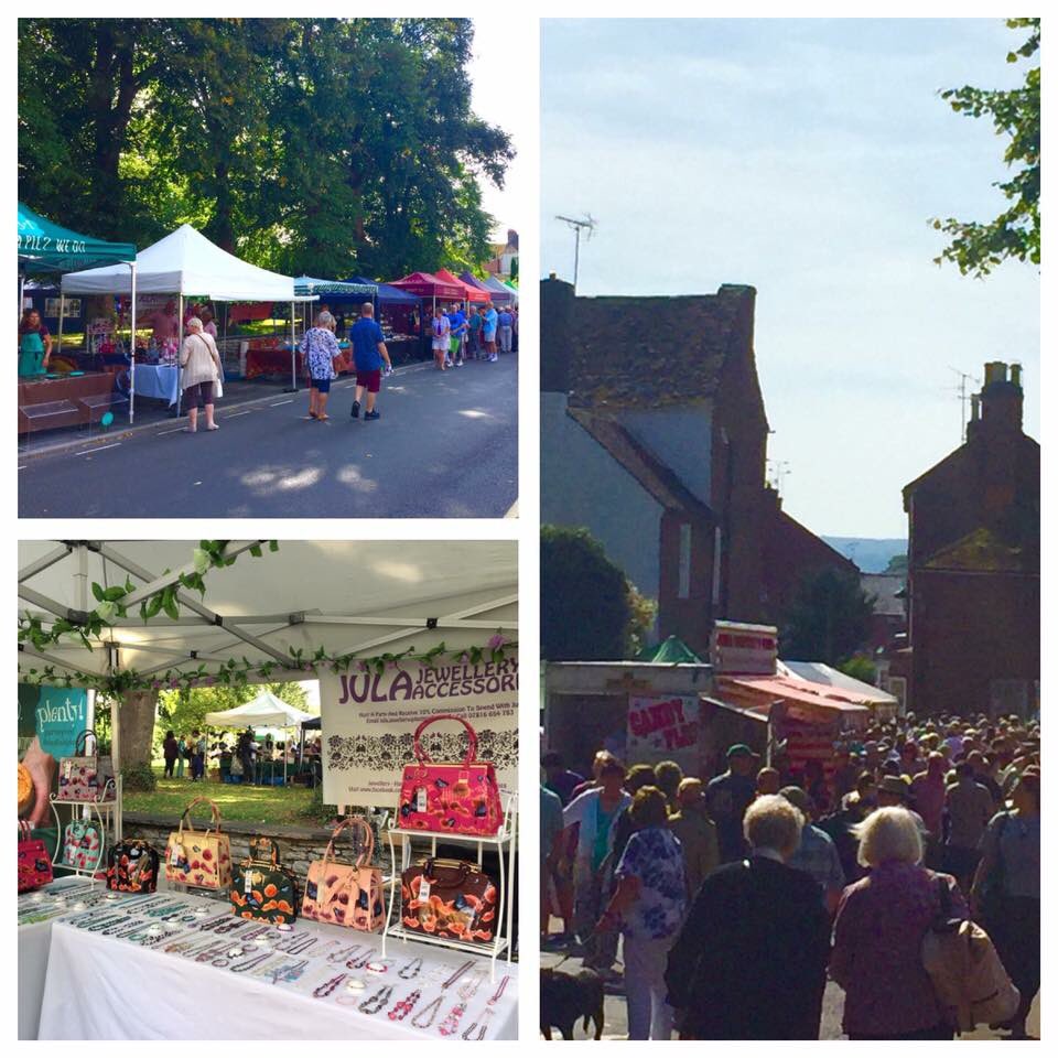 JulaJewellery's tweet photo. Wonderful day at Pershore Plum Festival sun is shining &amp; the day has been FANTASTIC! #pershoreplumbfestival #classiccars #bankholidaymonday https://t.co/ceKWzbzoaL