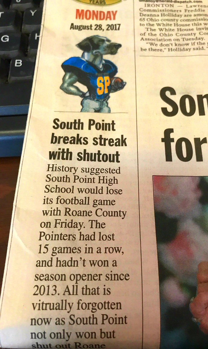 MissBrittish's tweet photo. @SPPointersFball 💛💙
Good to see on Monday morning!
#pointers https://t.co/VXl7gXeusB