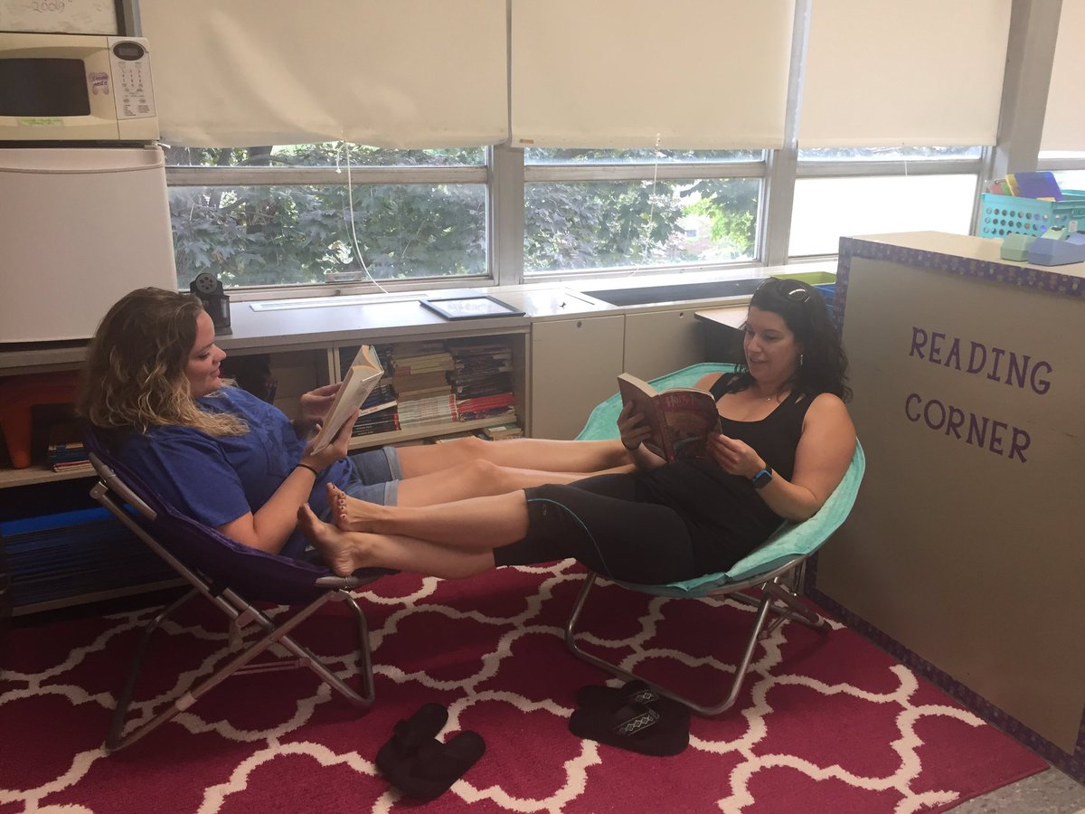 mrslerner's tweet photo. @Ms_Zanone and I are finishing our summer reading projects! #ReadingCorner #SummerReading #5thGradeReads https://t.co/uFy2nZfG6a