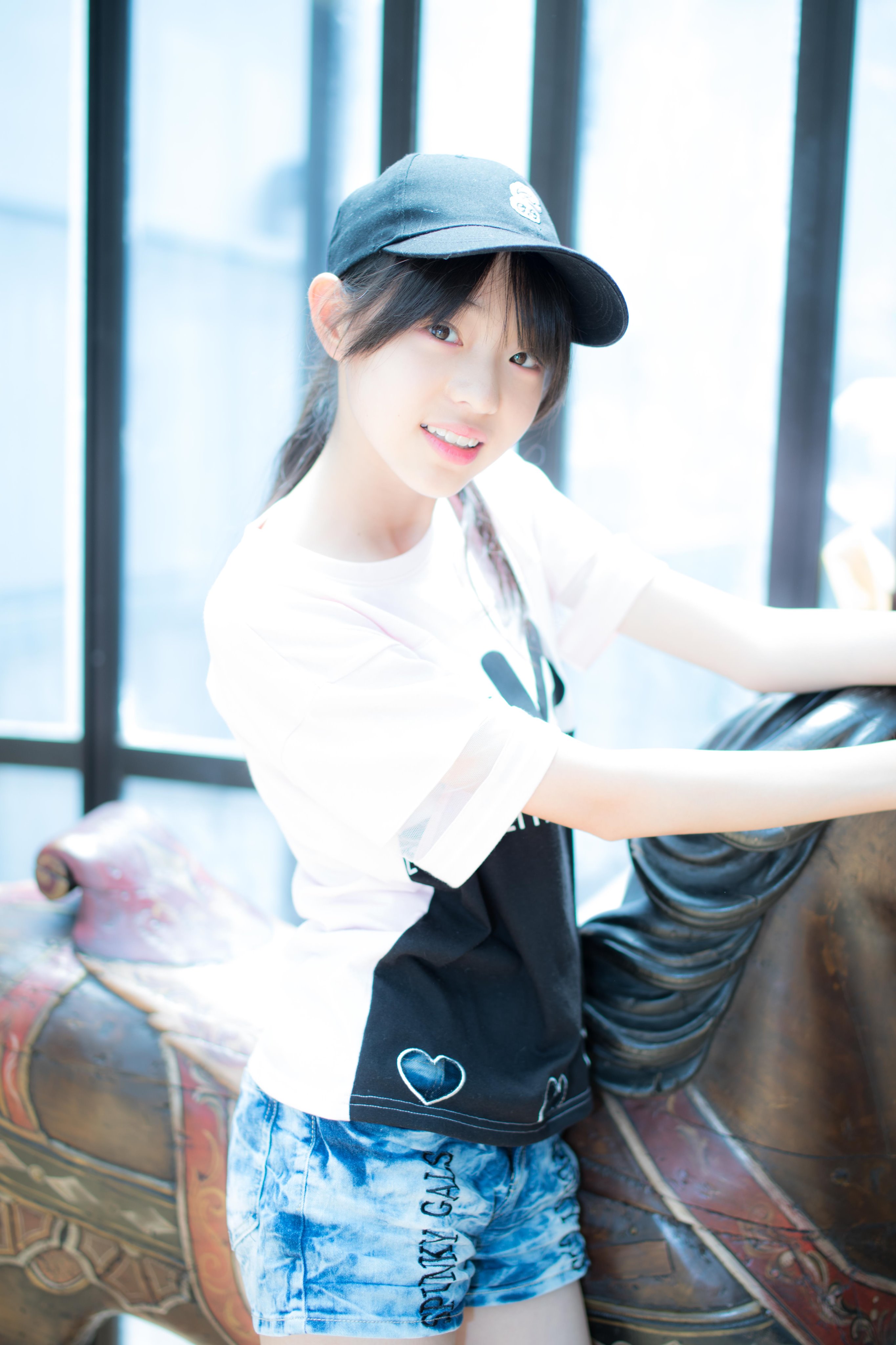 CjC5-l-UYAE325b.jpg:large