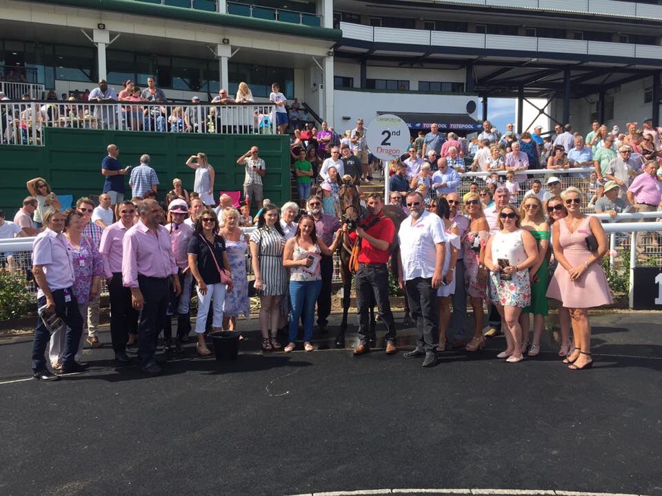racing_cause's tweet photo. @Chepstow_Racing another great day at Chepstow today with @racing_cause @blake_racing @mitch_godwin @stpetershospice @DorothyHouseHC https://t.co/IuRIGIgLyc