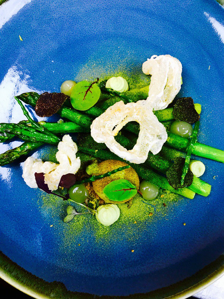 rajchef1's tweet photo. For sure this will be back next year, charred Formby asparagus, confit hen egg, pork popcorn @MacCompleat angler https://t.co/DM37YPh4yw