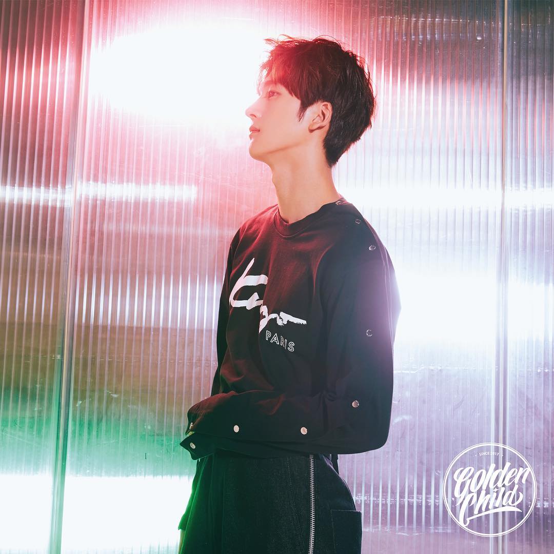 goldchajj's tweet photo. 💙 Former member "I.D" with Youngtaek
💙 eyes smile
💙 SNAKE
💙 Ya tuhan adil ya walau ganteng tapi miring otaknya https://t.co/SO3O0Zo45n
