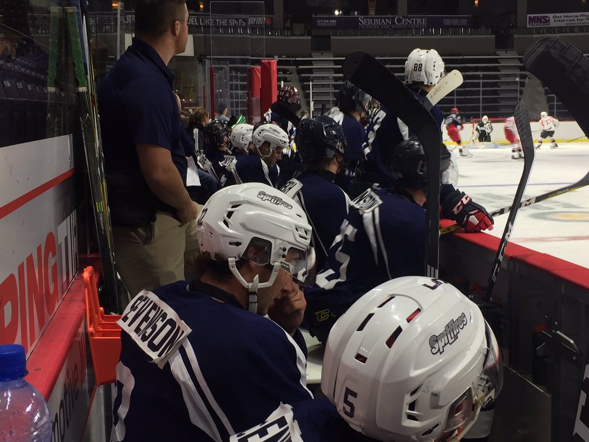 SpitsHockey's tweet photo. Team Blue in the mix, & scoreless, with Team White in the afternoon scrimmage at #2017TrainingCamp https://t.co/u5ebcOJS3m