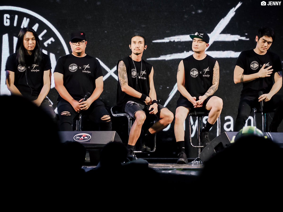 jennyxdef's tweet photo. ☺️😉 #palladiumxbodyslam #bodyslamband #byyeah #walkwithme 26.08.17 https://t.co/3U5O5hLlgE