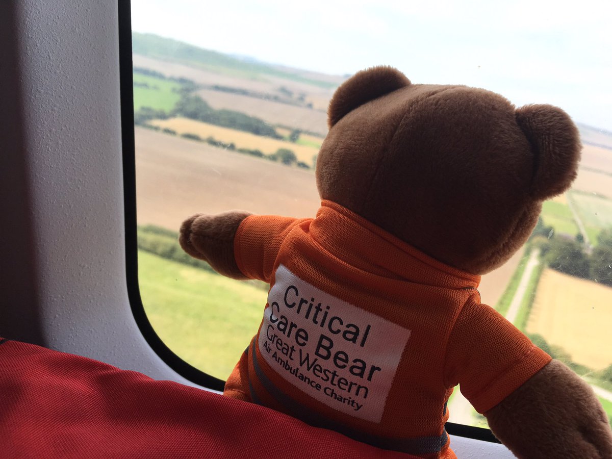 jamestooley's tweet photo. #hm65 #hemsshift @gwaac @NorthBristolNHS #majortraumacenter #toohotforhelis #needanicelolly https://t.co/Rm5roYucWh