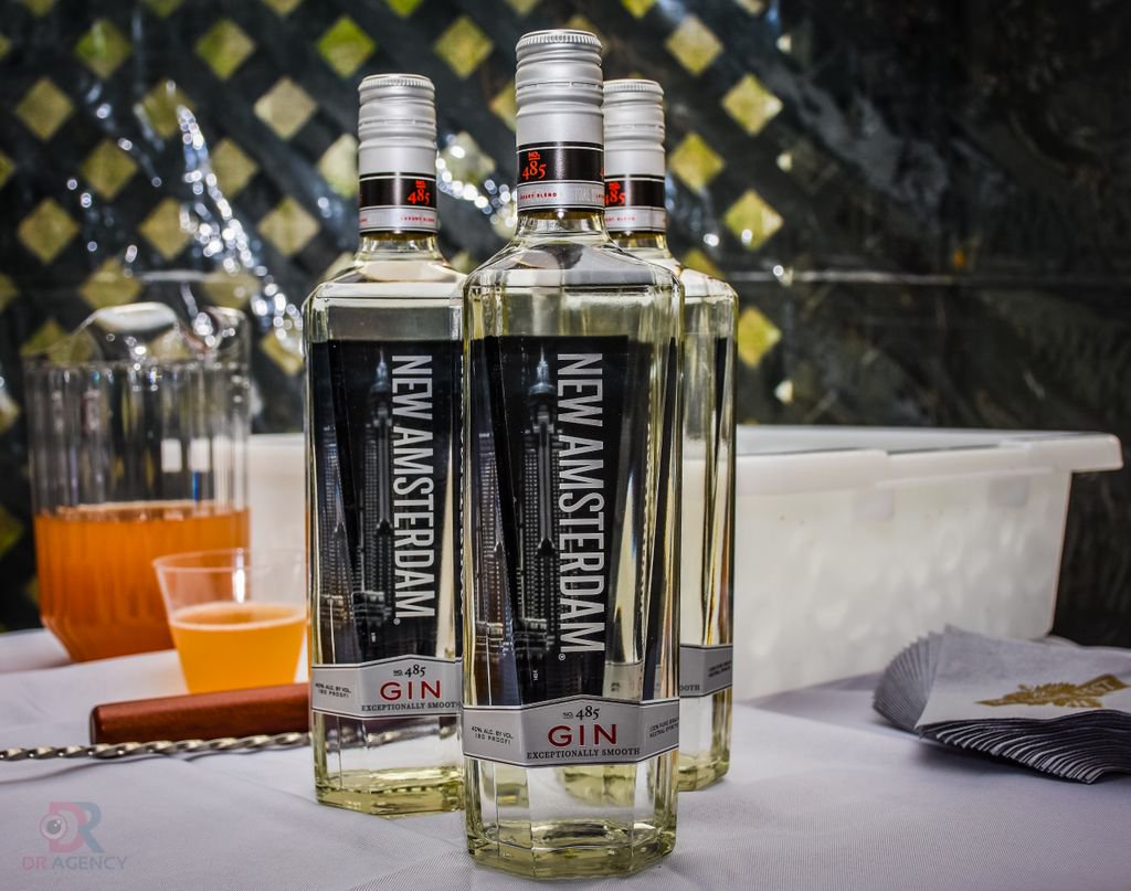 MVWINEFEST's tweet photo. What's your favorite @NewAmsterdam flavor vodka? #mvwf #marthavineyard #winefestival #mvwinefest https://t.co/0VnnNsH2qT
