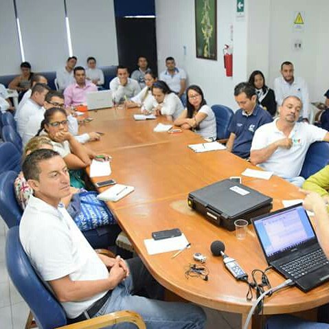 CORMACARENA's tweet photo. Se lleva a cabo capacitación a funcionarios @cormacarena  y @VillavoAmbiente en manejo de equipos para medición de ruido ambiental y emisión https://t.co/vHqb64XaWi