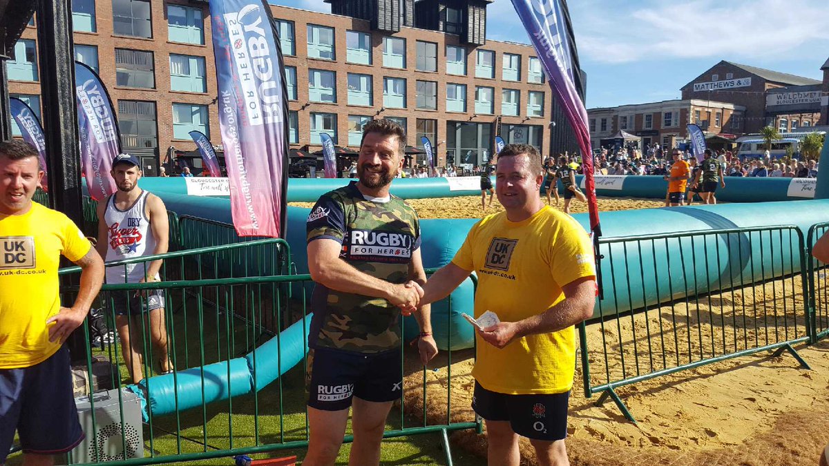 gloucesterrugby's tweet photo. Another great day at the #BeachWeekender! Nick Knowles presents the winners of today @Rugbyforheroes Beach Tournament! ππ https://t.co/um1B98l5lb