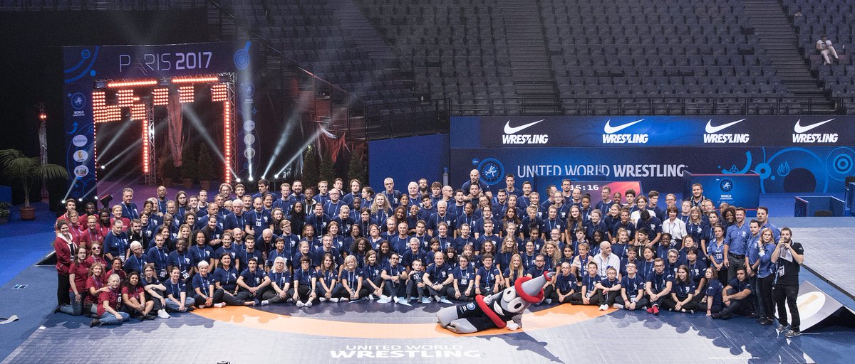 Nos 400 bénévoles,
Les 1000 athlètes, 
Les 35000 supporters venus du monde entier durant toute la semaine,
...
MERCI !!

2/2