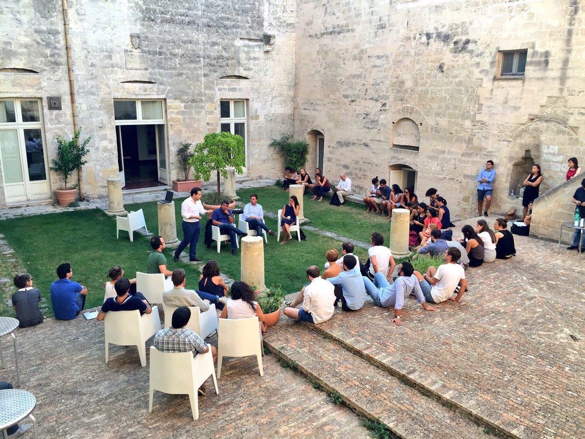 ProgettoRENA's tweet photo. Piattaforme: impresa, sindacato, rappresentanza, digitale. Al lavoro con @marcogy, @BentivogliMarco, @gardaleti alla #RSS17 #GovernareIlCaos https://t.co/xyzjXMbyh4
