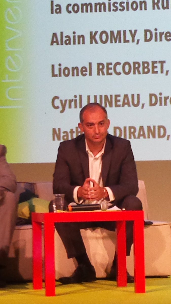 CFHonegger's tweet photo. #RURALITIC2017 # fibrer la France @lionelrecorbet serein et  pas antagoniste avec les ambitions des collectivités https://t.co/F2wn1klLBT