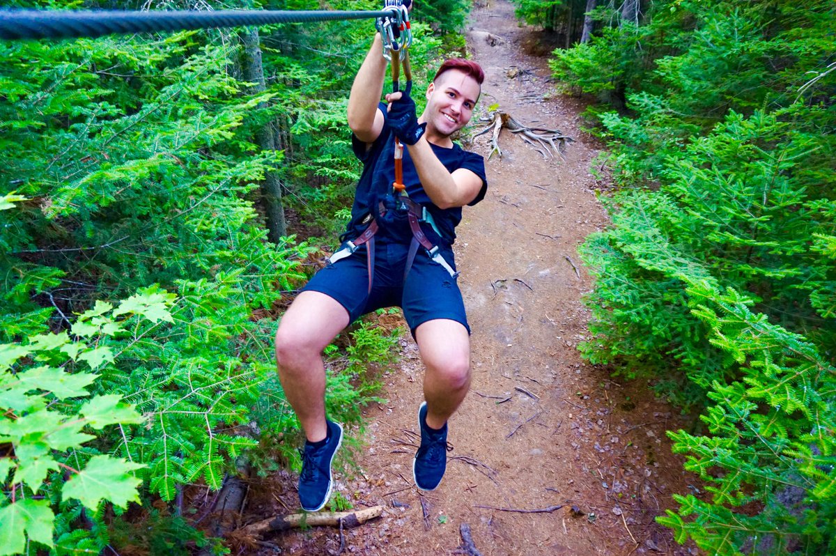 Jessehazen's tweet photo. Zip lining through Monday like... #Treego 🌲💪🏼 https://t.co/86aMZzoOUJ
