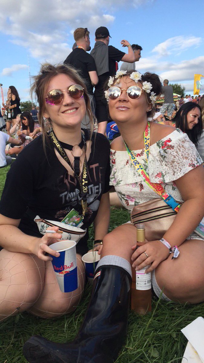 jade_cathcart94's tweet photo. Thank you #Creamfields20 I wish it never hand to end #Creamfields17 https://t.co/Pbd8fff7PE