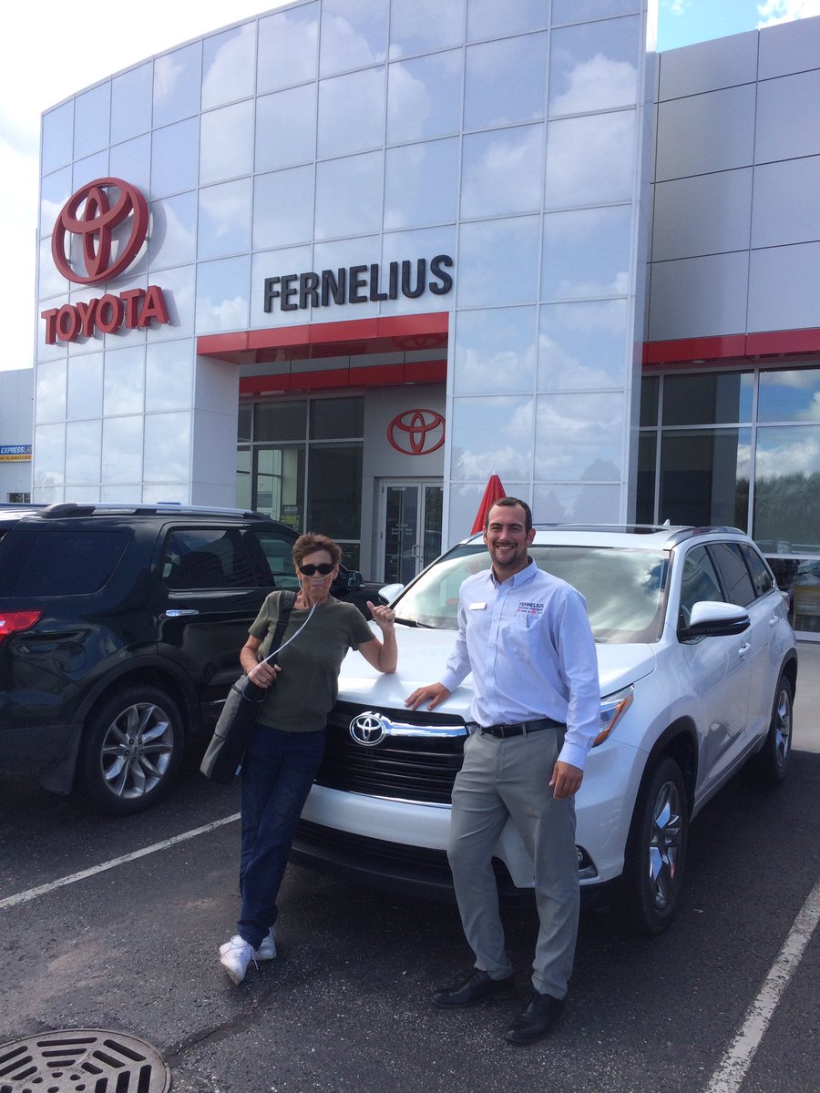 ferneliusauto's tweet photo. Many families all united by their #FerneliusFamily roots! 🌳 https://t.co/VDv9XZiwqE