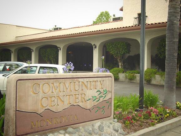 Escape the blazing hot weather! Cooling centers will be open this week. Head to our website to find more info: ow.ly/nnxA30eJhXv