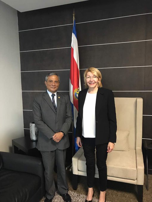 View image on Twitter