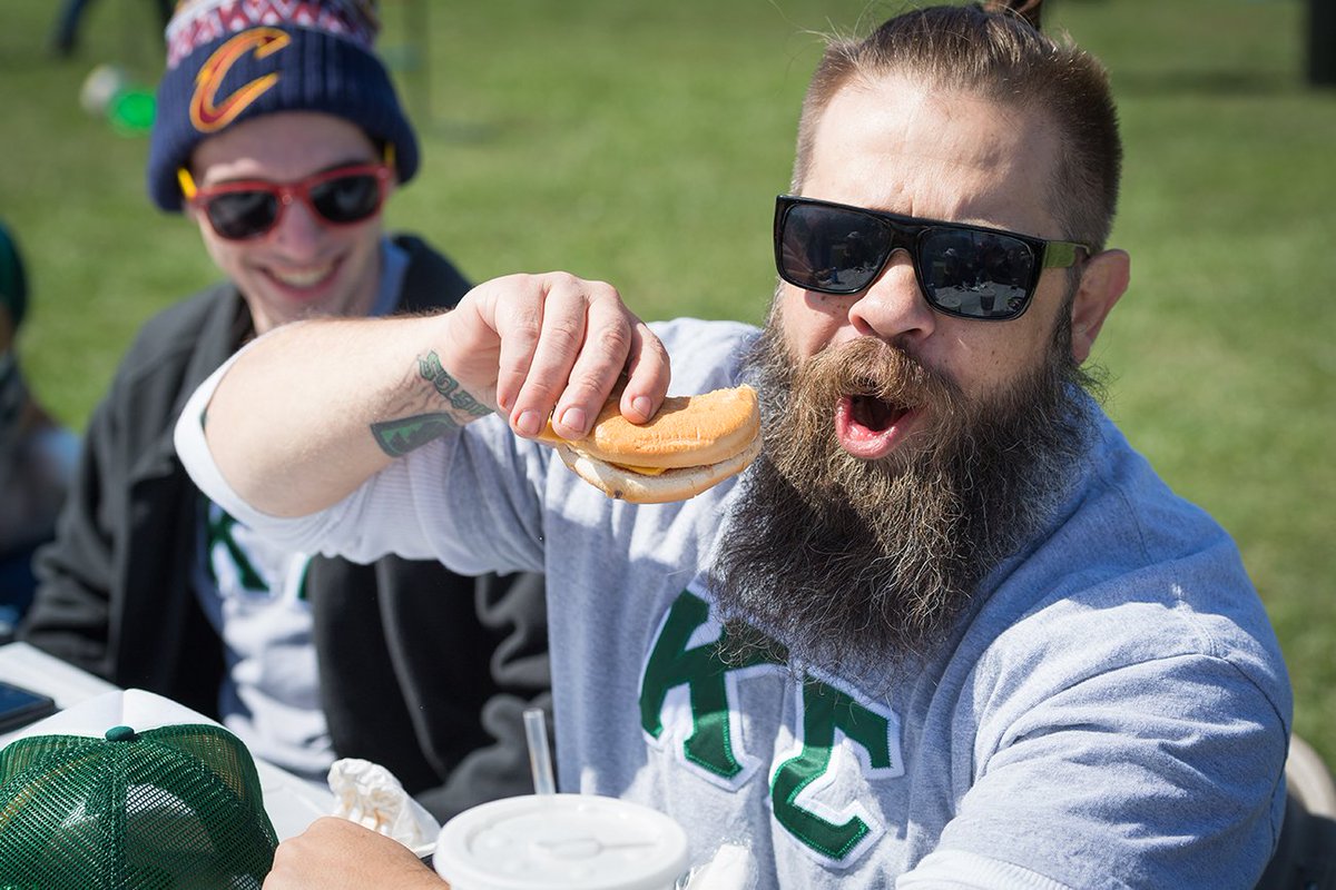 lakeeriecollege's tweet photo. Sign up now for Homecoming Alumni Weekend Sept. 14-17! Featuring a VIP Tailgate, 9/16 inside the Jack Britt Stadium. https://t.co/9yZBE0KJHk https://t.co/TlLiCCaWqV