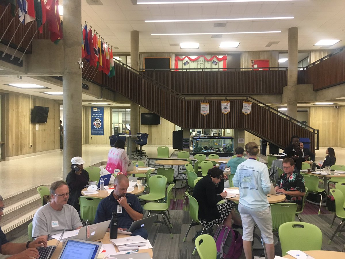 APSAutoTechcc's tweet image. Everything working hard to understand e2learning in groups, @APS_CTAE , @APSCareerCenter , @engage_learning