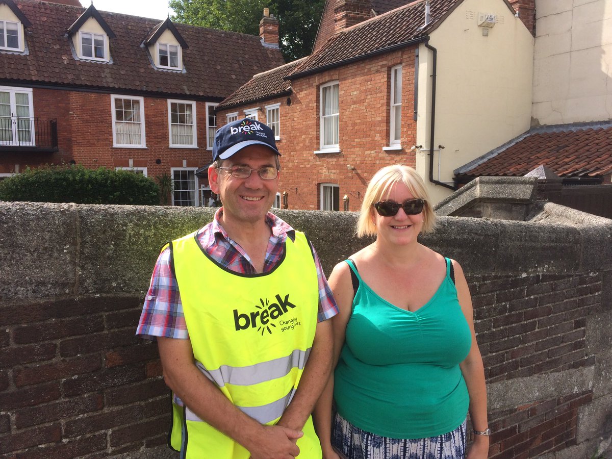 DanielleKG12's tweet photo. Huge thank you to the amazing volunteers who helped at @breakwriter @norwichduckrace yesterday. You were all truly amazing. https://t.co/UWB4lGLCPn