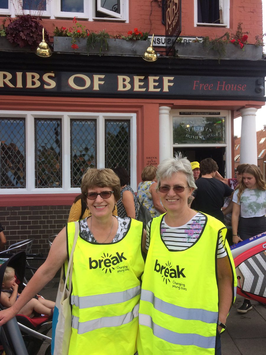 DanielleKG12's tweet photo. Huge thank you to the amazing volunteers who helped at @breakwriter @norwichduckrace yesterday. You were all truly amazing. https://t.co/UWB4lGLCPn