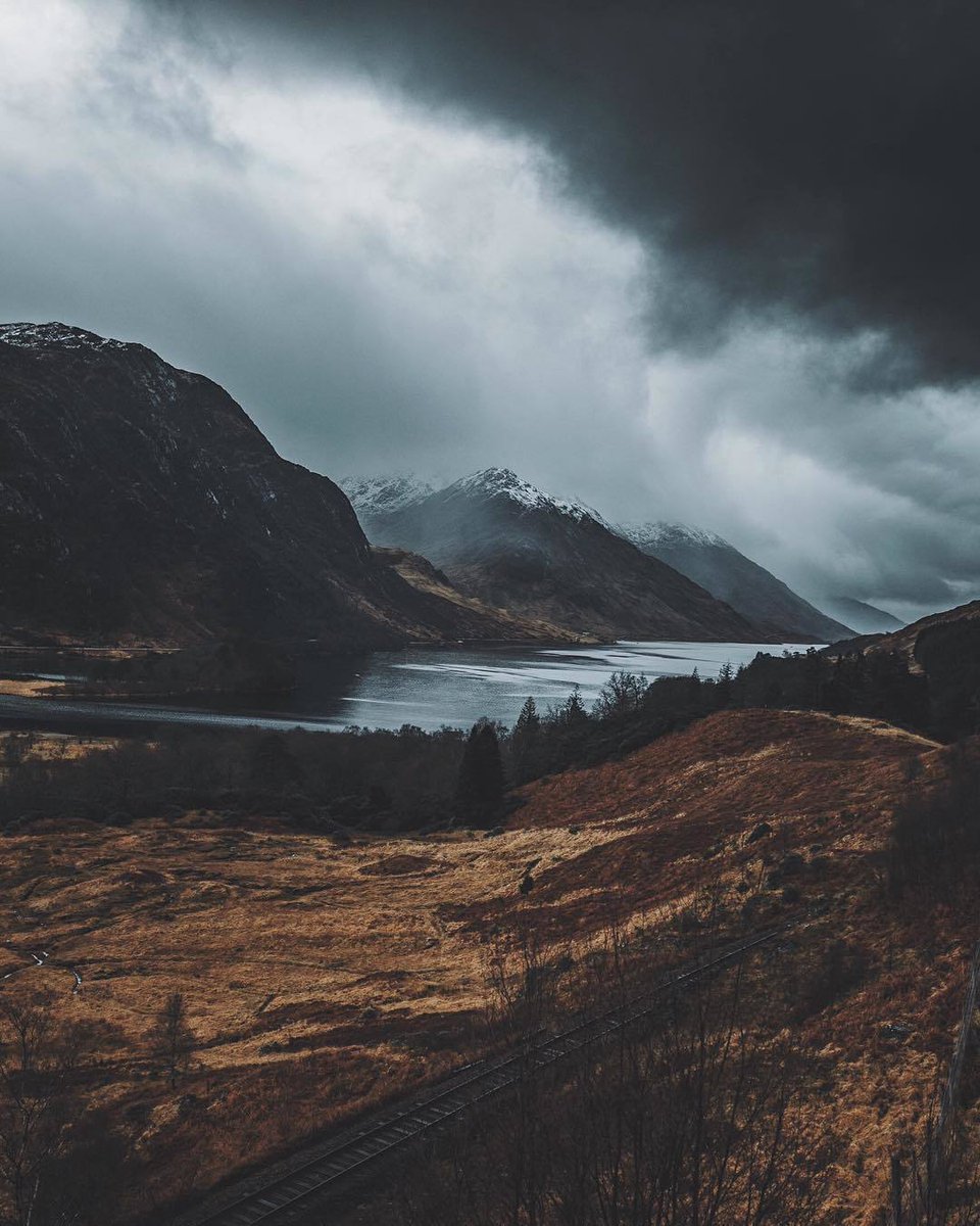 FrootyPunkLoop's tweet image. Хочется закрыть глаза, открыть и увидеть хмурое небо над горной долиной