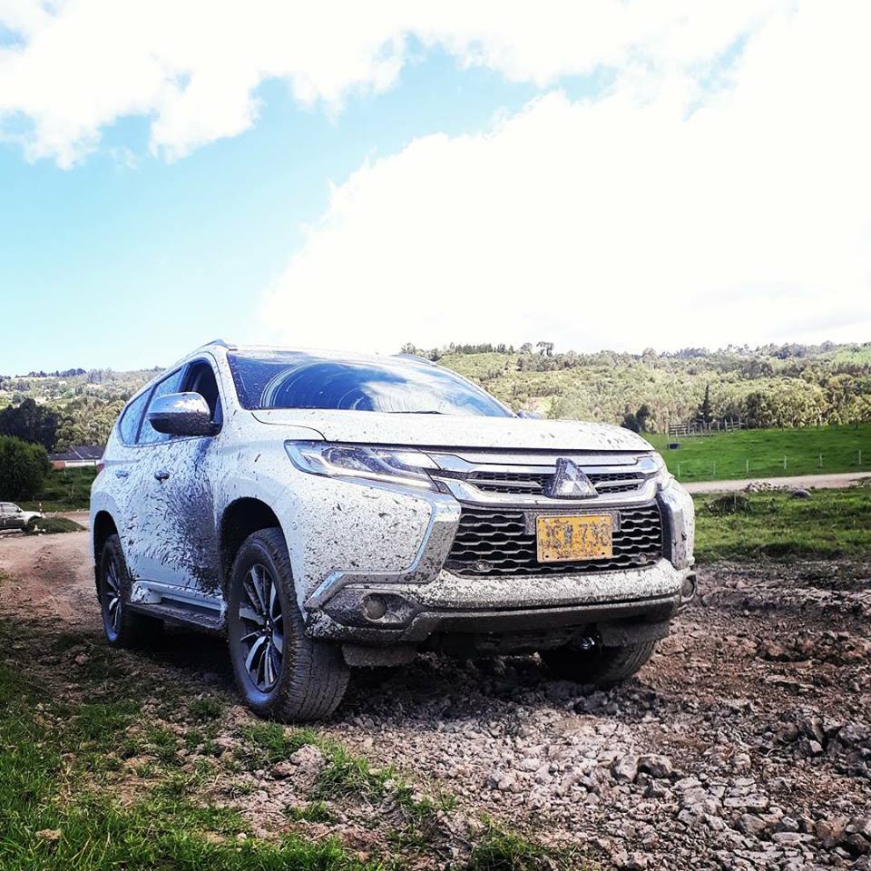 Mitsubishi_Col's tweet photo. " Si buscas resultados diferentes, no hagas siempre lo mismo" #MonteroSport #QualityTimeNow
https://t.co/QFk6sfq7cI https://t.co/79c3rKqIKU