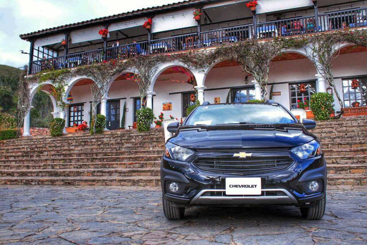 Autolitoral's tweet photo. ¿Te gusta la aventura? Entonces #AgrandaTuMundo con el nuevo #ChevroletOnixActiv a la altura de cualquier escenario https://t.co/gEiqhRJzBe