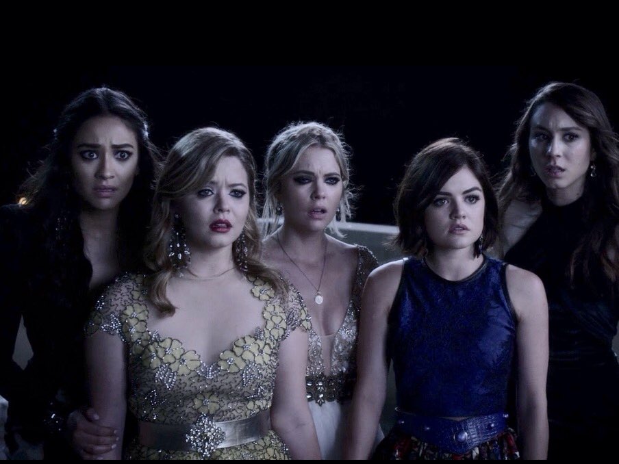 Luckyleons's tweet photo. The 1st day of school has me feeling all of the emotions in this picture 😩😫 #Prettylittleliars https://t.co/dx4SbLTTFg