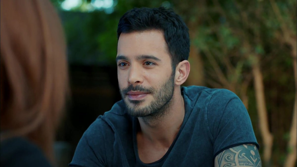 cupa555533's tweet photo. Özlenirsin, alabildiğine varsın, daha da var oluyorsun günden güne, bi kuş olsa mavilik derdi buna💙
iyi ki varsın iyi ki sen @baris_arduc 🌠 https://t.co/9o7l8qeBBK