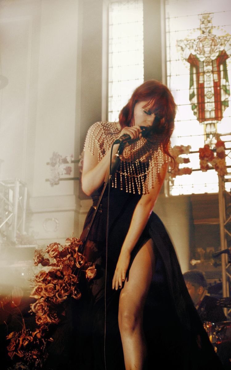 Happy birthday to actual goddess Florence Welch. 