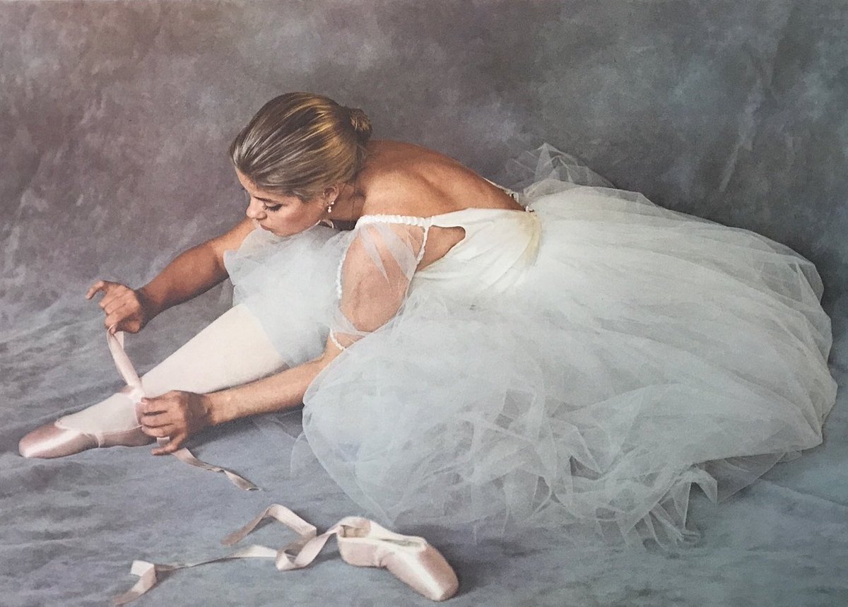 TheArtStudioUK's tweet photo. Beautiful, rare limited editions from Douglas Hofmann available to view &amp; buy @TheArtStudioUK #artgallery #douglashofmann #balletdancers https://t.co/4rSpPmUVKf