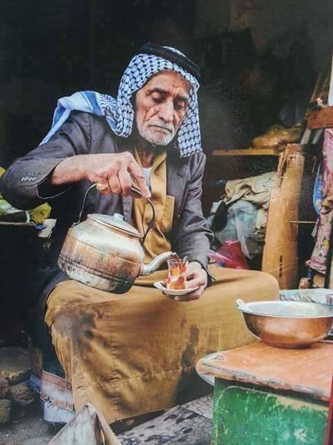 ppl_iy's tweet photo. مرات اكولن كضت ماباقي حسبت وكت وارتاح واتعدي.. 
ومرات اكرها العمر واسئل وادور درب للمكبرة يودي
#منقول https://t.co/pY2ToOXHHJ