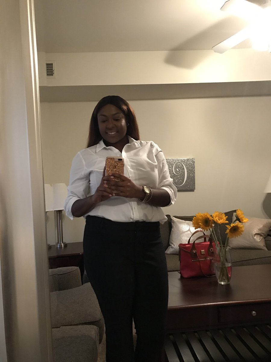 CourtCharesse's tweet photo. First day β¨#BlackFemaleEngineer https://t.co/4grb7qOfUh