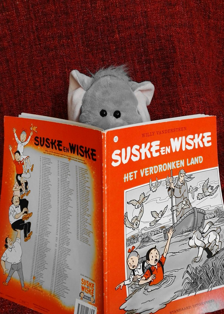 _MissWillow_'s tweet photo. Ik weet dat er hier 2 van hun oren gaan maken maar echt...Ik heb geprobeerd. Hij wou perse ne Sus en Wis!
#WillowenWolaert
#teamdoubleU https://t.co/LBbv4v02R8