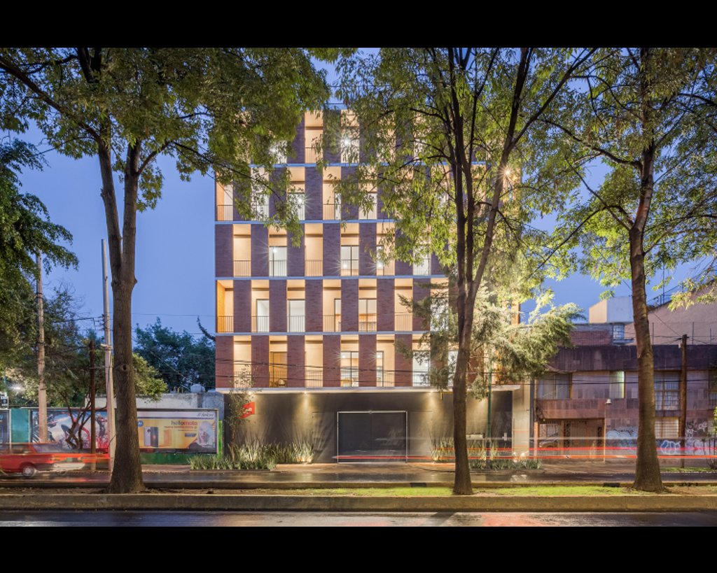 mmmmmaterial's tweet photo. #CDMX has a new beautiful building! Check out the note by @archdailyMX #MaterialRecommends https://t.co/AU4hXwBHzY https://t.co/Fdc5HJL7KS