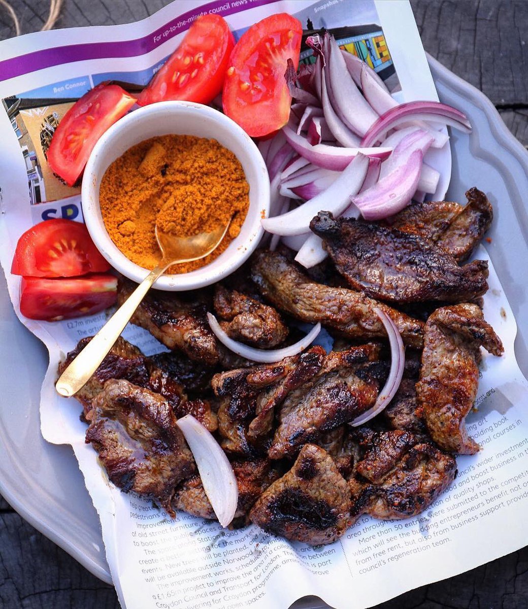 stuntglobal's tweet photo. Who else loves #Suya? RETWEET if you do. #F3FoodPorn https://t.co/8iVBzFQ8NE
