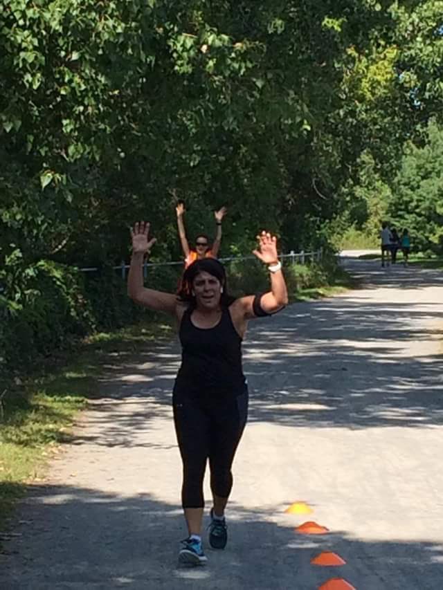 parkrunfredback's tweet photo. Au #parkrun il n'y a pas de temps limite. On marche ou on court tous ensemble 🌳#gratuit #loveparkrun #runmtl #Montreal #fredericback https://t.co/3SOAuFDDxg
