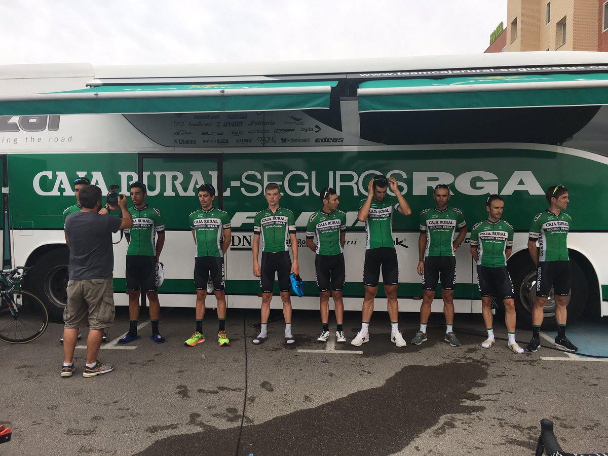 <a href="/lavuelta/">La Vuelta</a> <a href="/jaimeroson/">Jaime Rosón García</a> <a href="/CajaRural_RGA/">Team Caja Rural-RGA</a> 🎥 Muy pronto en #LaLiga4Sports, un día de descanso en #LV2017 con el <a href="/CajaRural_RGA/">Team Caja Rural-RGA</a> 👌🏼