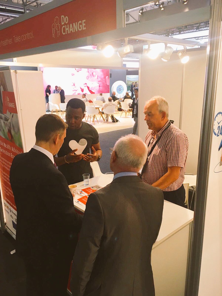 Eugene van Manen tweet media