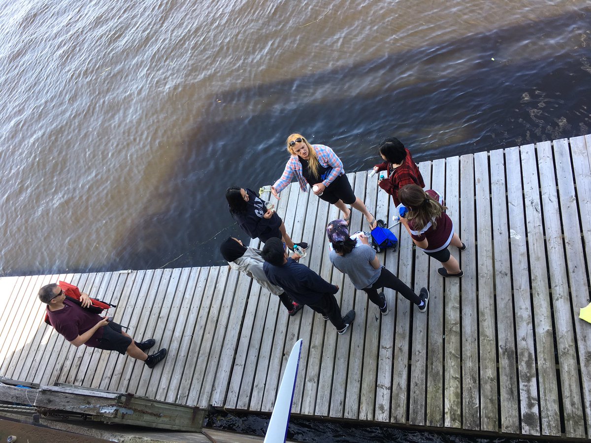AshburyTravel's tweet photo. Ashbury IB prep students analyse the Ottawa river with @ottriverkeeper proud to be a #beachkeeper school! #ibprep https://t.co/ctOcF3ESWK