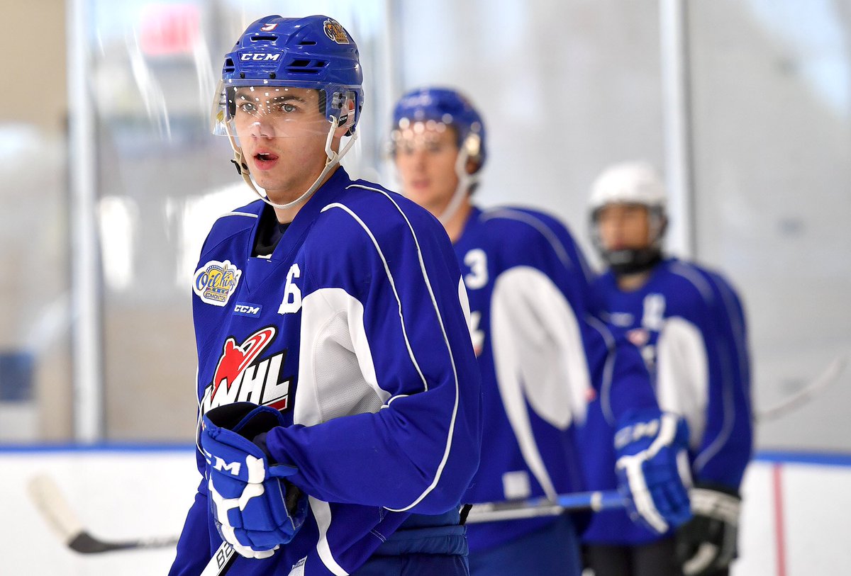 EdmOilKings's tweet image. Players took to the ice for Day 1 of #EOKCamp2017 this morning for team practices. Take a look at the on-ice action📸:
