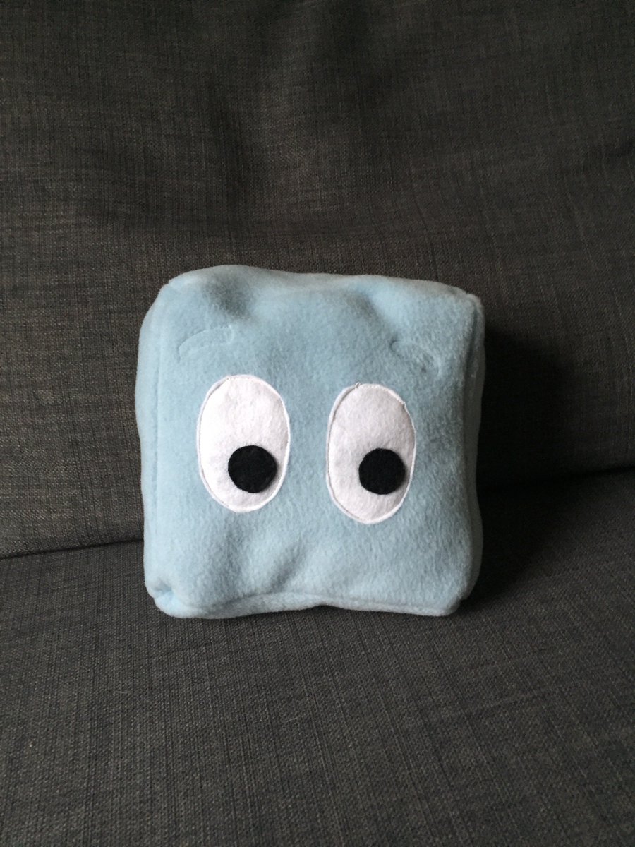 squixlgames's tweet photo. This is the first prototype for Squixl merchandise. What do people think?
#Squixl_merch #indiedev #exciting https://t.co/1rOwiKWWE3