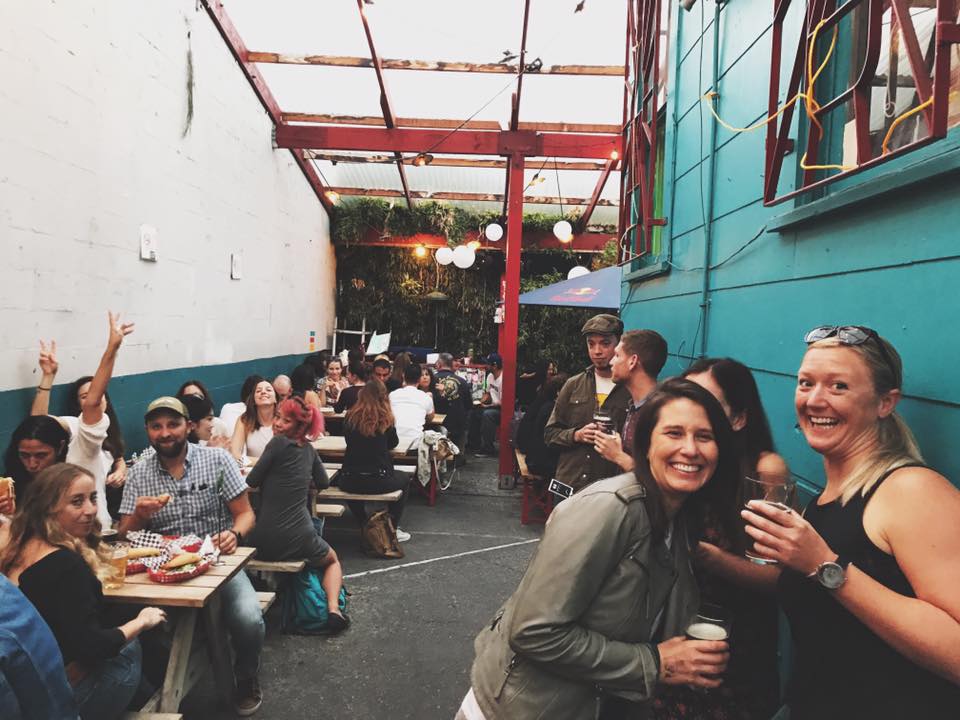 designmba's tweet photo. Great turnout for the DMBA Alumni launch event! #DMBAalumni #dmba #cca #designmba #designthinking https://t.co/grQCRpNYCM
