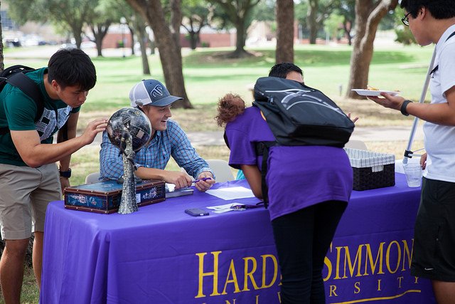HSUTX's tweet photo. Join us on Anderson Lawn for Info Fair at 5:30 pm! Connect with various HSU clubs &amp; organizations as well as local churches &amp; businesses! https://t.co/EprrVEDFwc