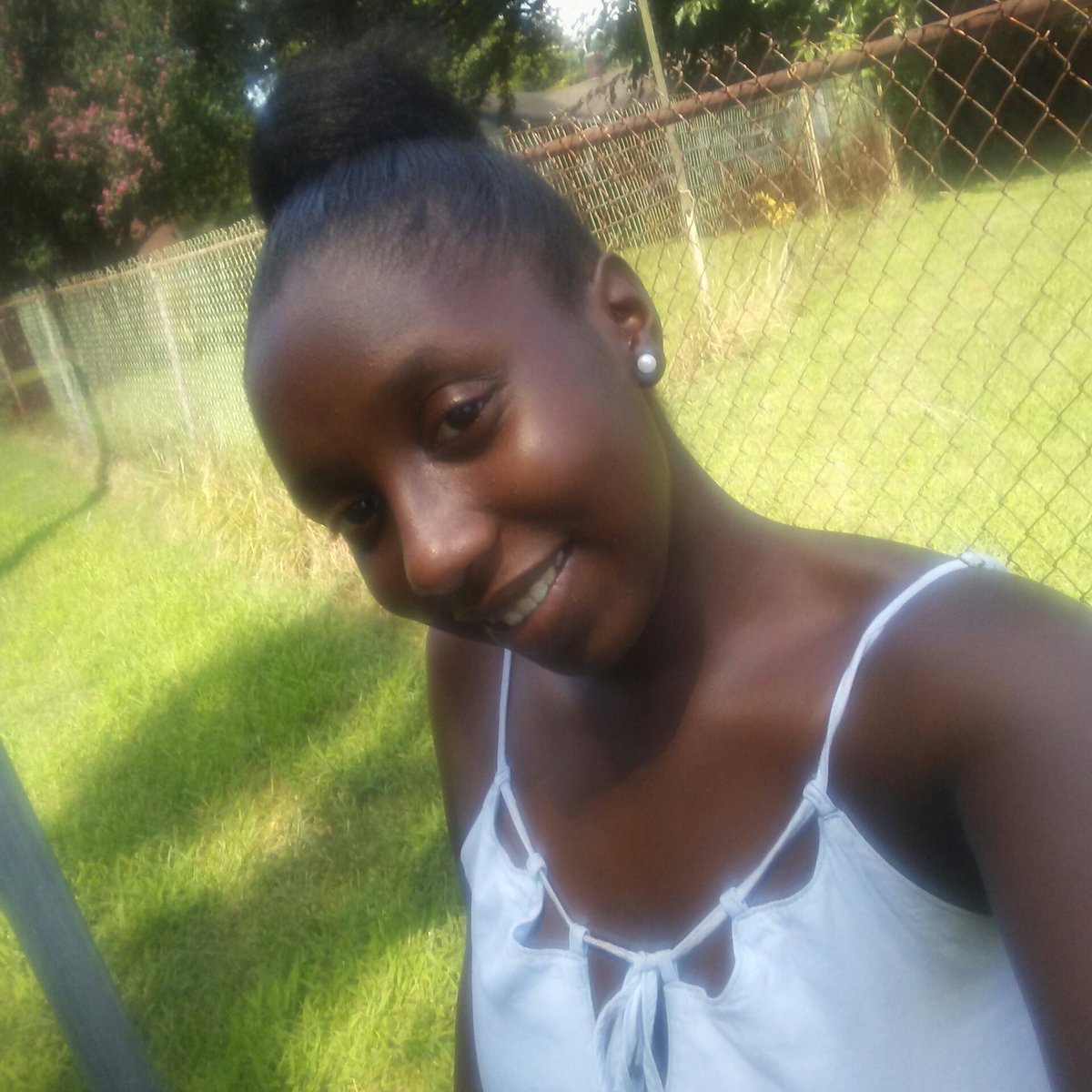 _QweenZay tweet picture