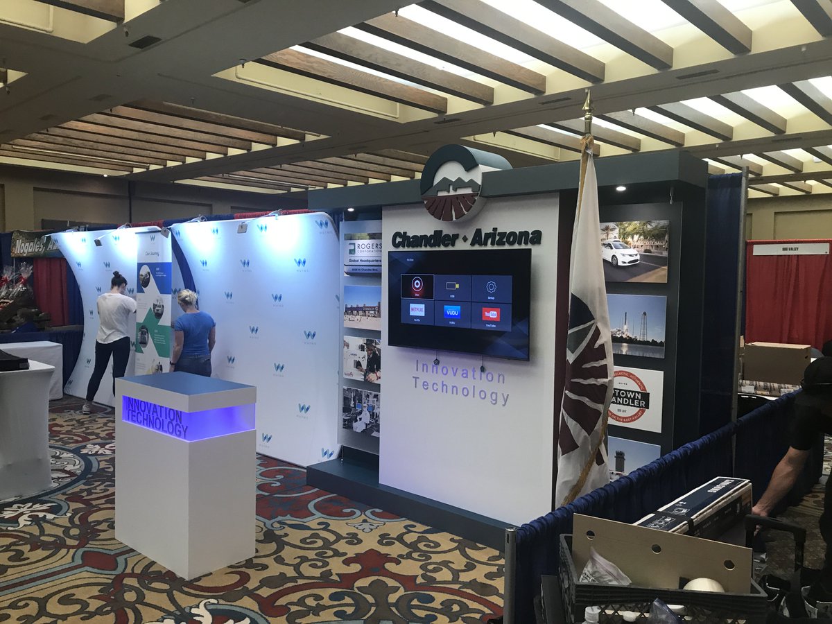 SWScenicGroup's tweet photo. Just finished a stunning technology booth for @cityofchandler #WeBuildAnything https://t.co/Hg4UQ2BMvE