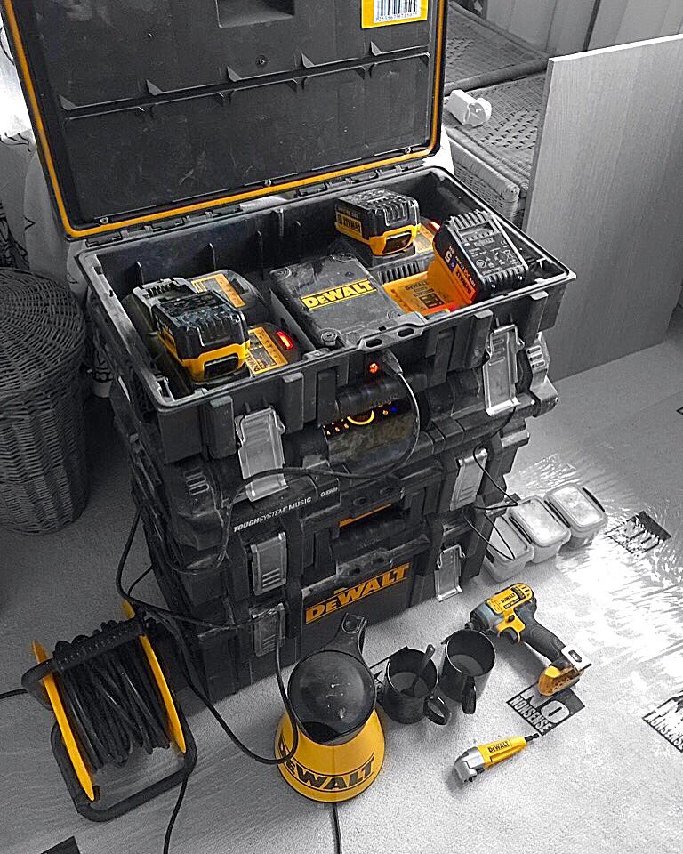 Coupleatools's tweet photo. #Tunes on #chargestation on & fuelled with #coffee. The start of another #bathroom demo today #DeWalt #dwtough @DEWALTtough @DEWALT_UK https://t.co/qfloe349nn